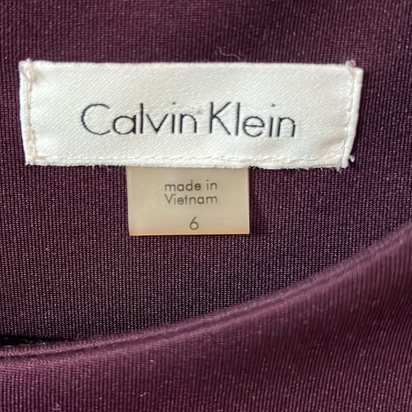 Calvin Klein Cold Shoulder Purple sheath midi dress, size 6 - Picture 2 of 5